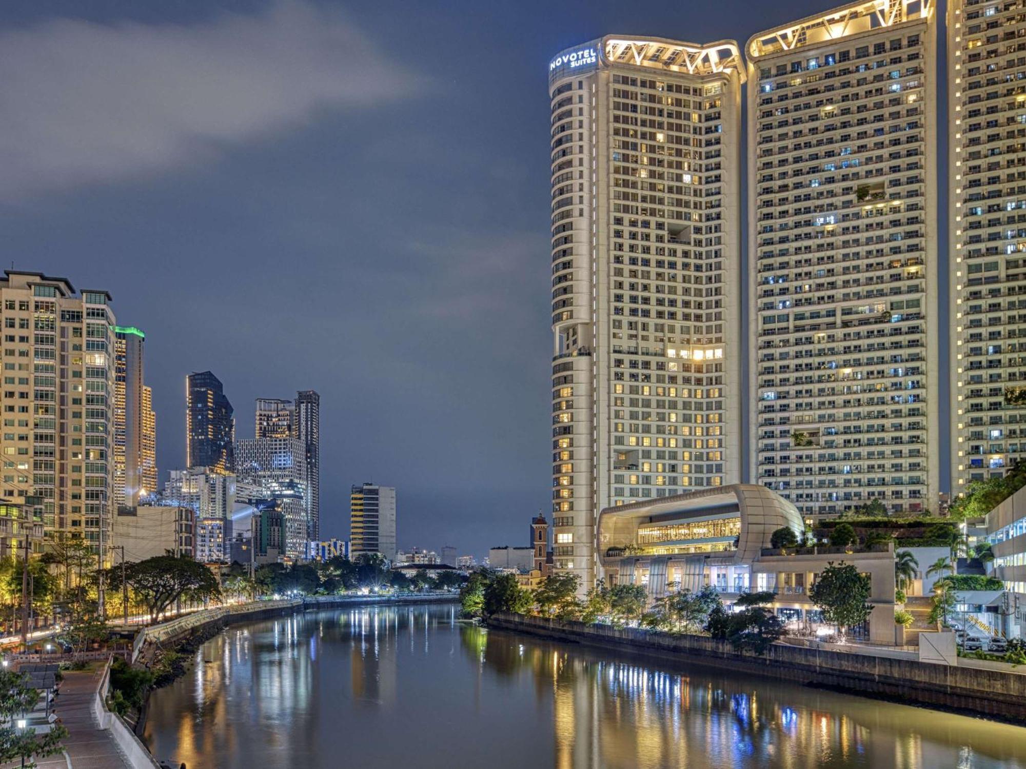 Novotel Suites Manila At Acqua ماندالويونغ المظهر الخارجي الصورة