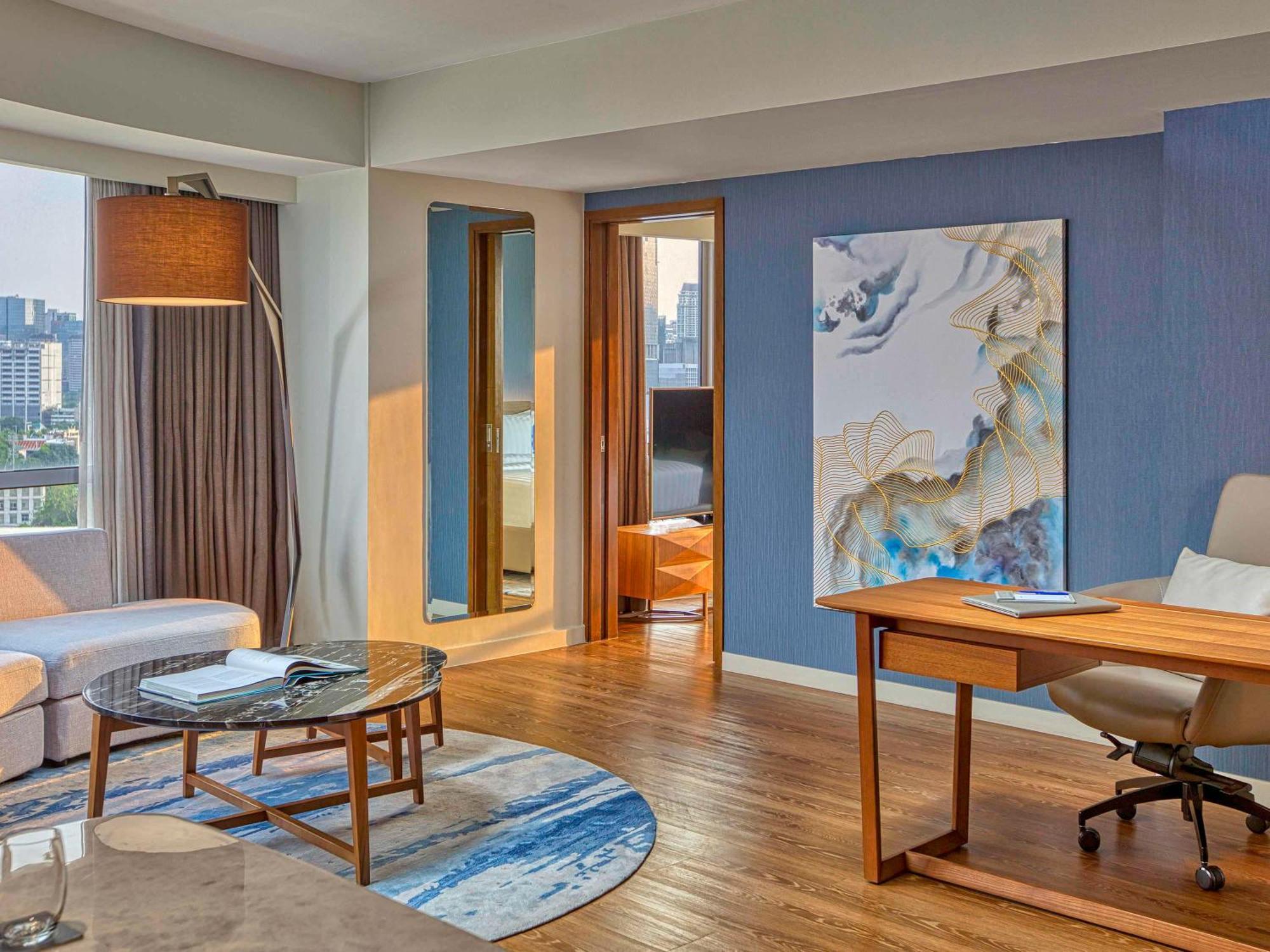 Novotel Suites Manila At Acqua ماندالويونغ المظهر الخارجي الصورة