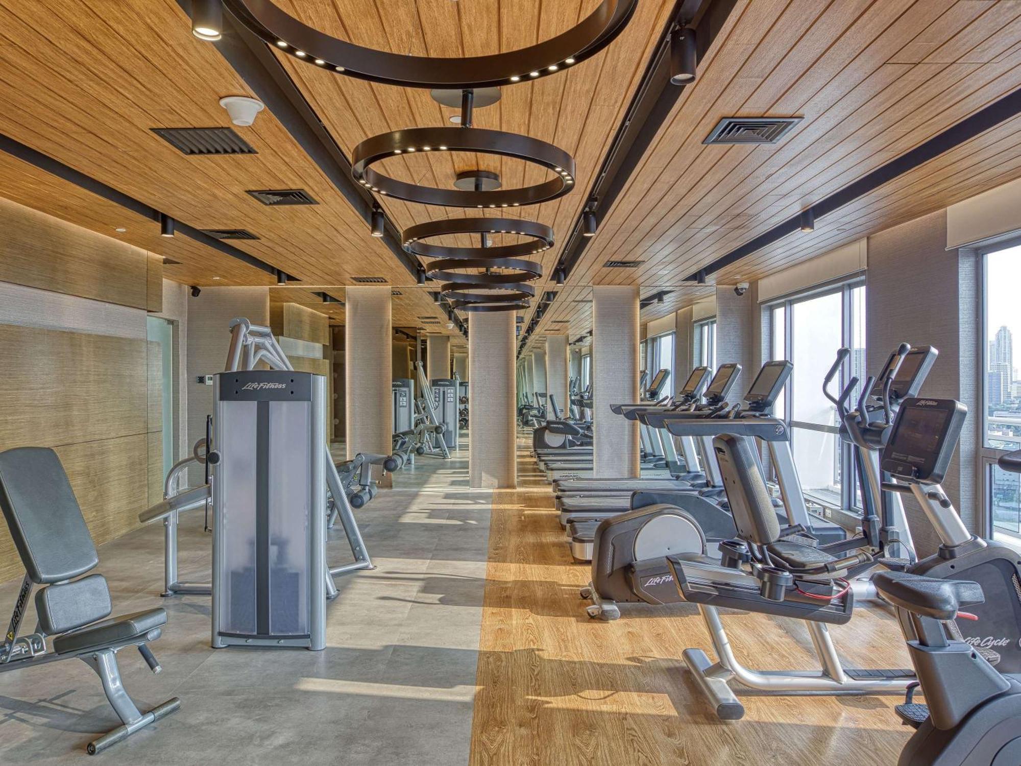 Novotel Suites Manila At Acqua ماندالويونغ المظهر الخارجي الصورة