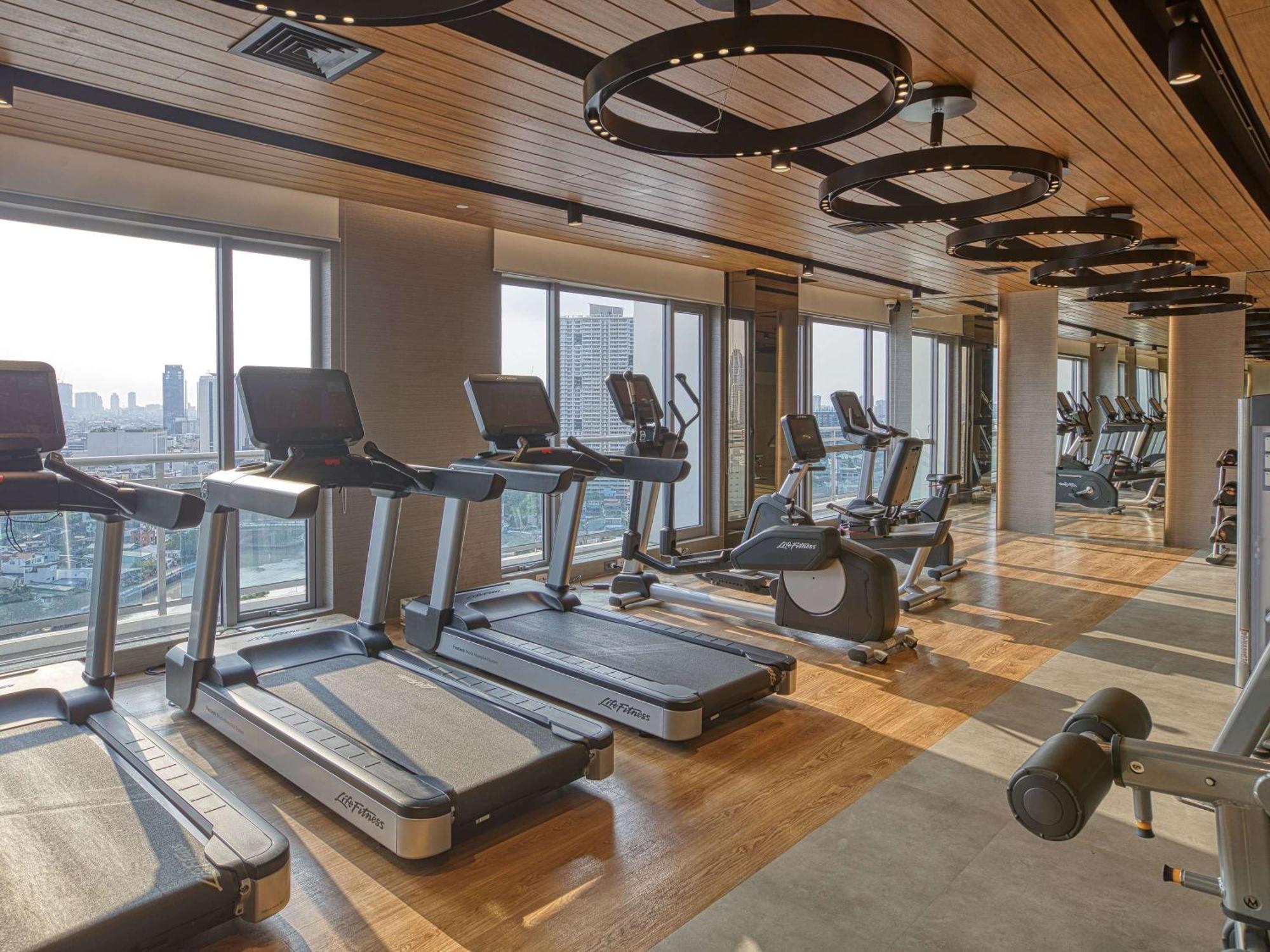 Novotel Suites Manila At Acqua ماندالويونغ المظهر الخارجي الصورة