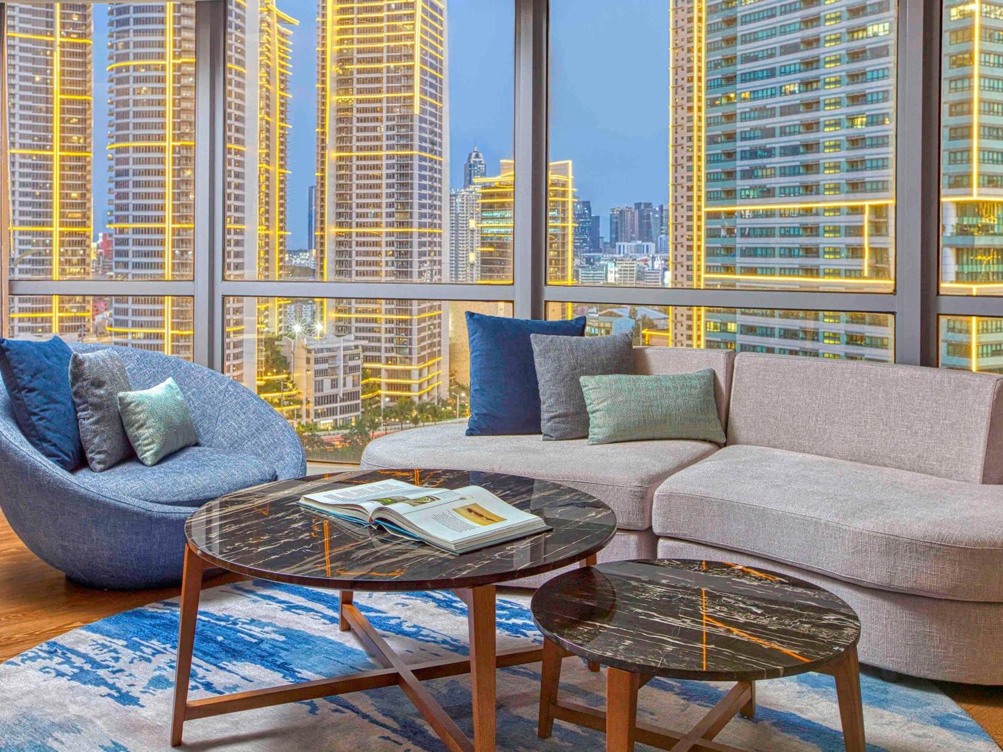 Novotel Suites Manila At Acqua ماندالويونغ المظهر الخارجي الصورة