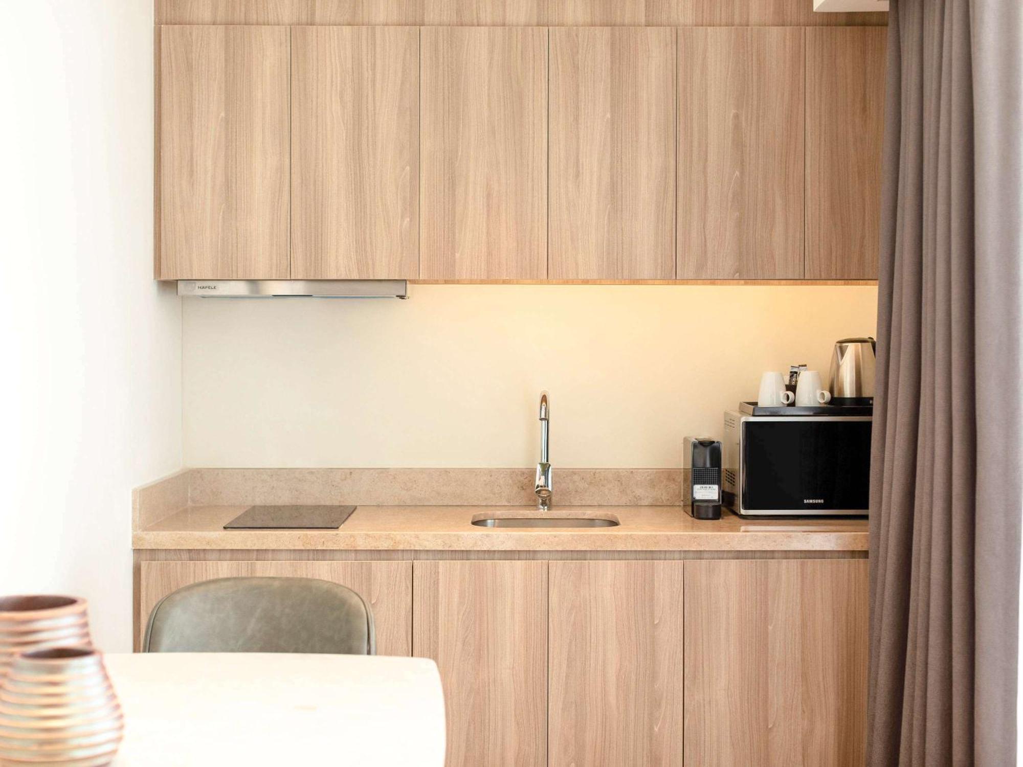 Novotel Suites Manila At Acqua ماندالويونغ المظهر الخارجي الصورة
