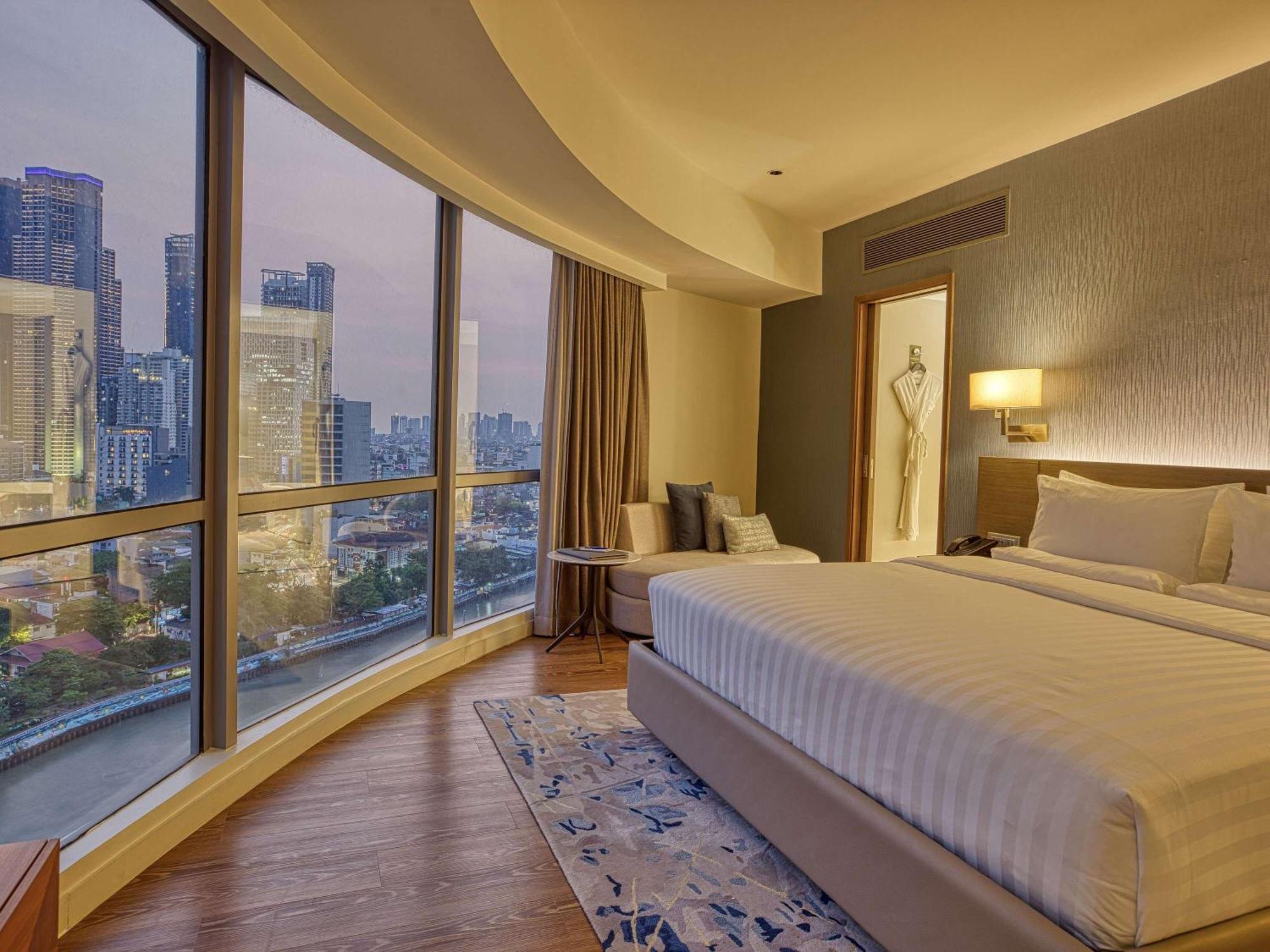 Novotel Suites Manila At Acqua ماندالويونغ المظهر الخارجي الصورة